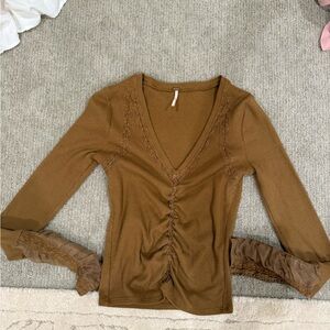 Free People Brown V-Neck XS